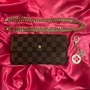 *SOLD* Louis Vuitton WOC